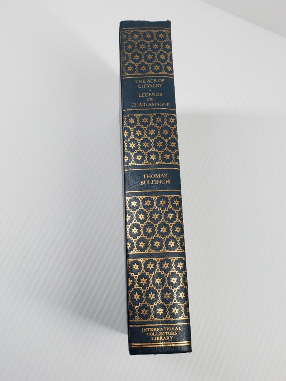 The Age of Chivalry by Thomas Bulfinch 1988 International Collectors Library HC